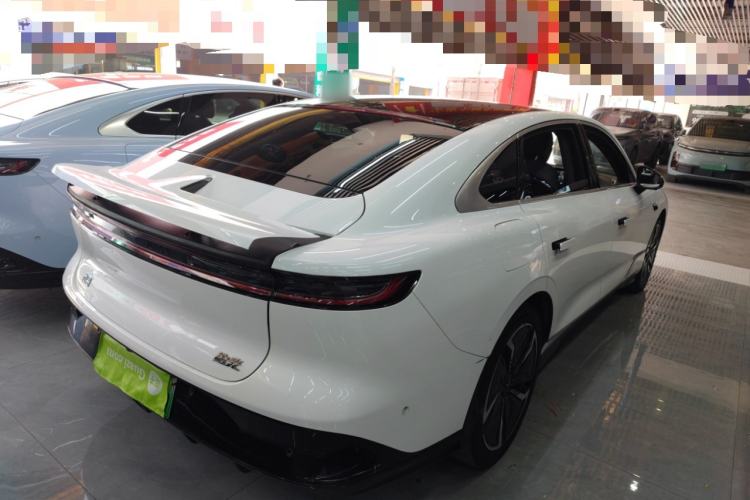 Used VOYAH PASSION 2023 Four-Wheel Drive Flagship Edition Exterior 5