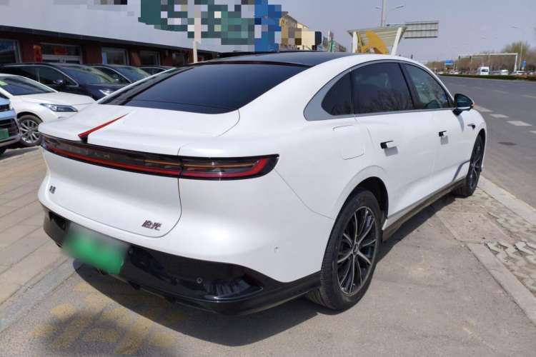 Used VOYAH PASSION 2023 Four-Wheel Drive Flagship Edition Exterior 5