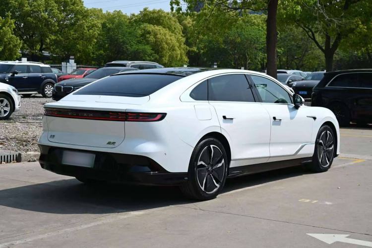 Used VOYAH PASSION 2023 Four-Wheel Drive Flagship Edition Exterior 7
