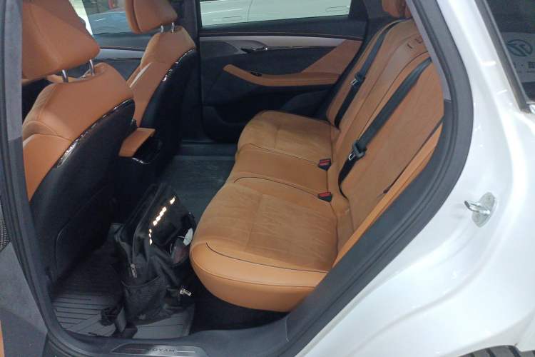 Used VOYAH PASSION 2023 Four-Wheel Drive Long-Range Version Interior 4