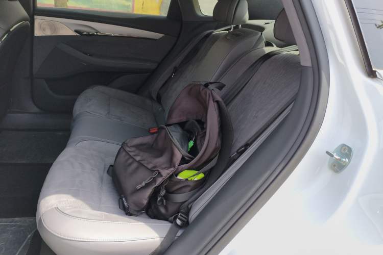 Used VOYAH PASSION 2023 Four-Wheel Drive Flagship Edition Interior 4