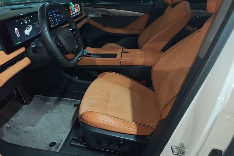 Used VOYAH PASSION 2023 Four-Wheel Drive Standard Edition Left Front Seat