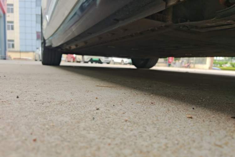 Used VOYAH PASSION 2023 Four-Wheel Drive Long-Range Version Left Side Sill