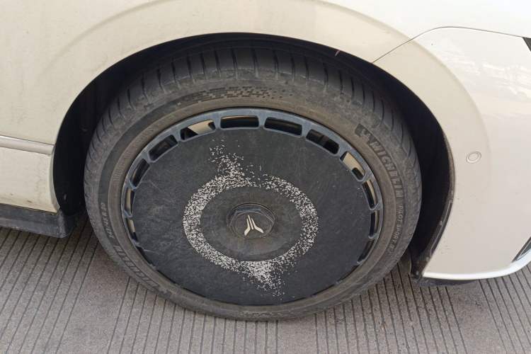 Used VOYAH PASSION 2023 Four-Wheel Drive Standard Edition Right Front Wheel Hub