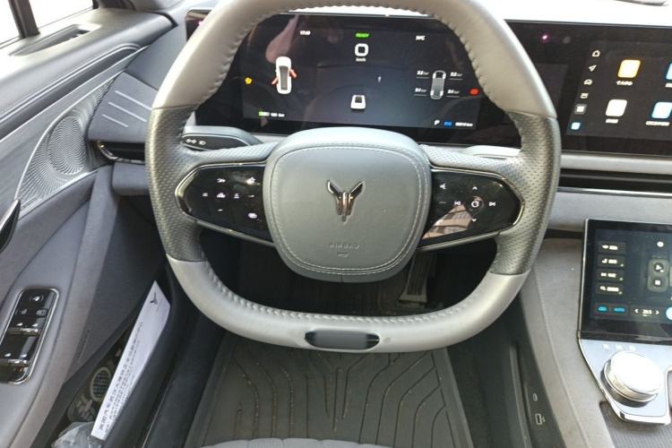Used VOYAH PASSION 2023 Four-Wheel Drive Flagship Edition Steering Wheel