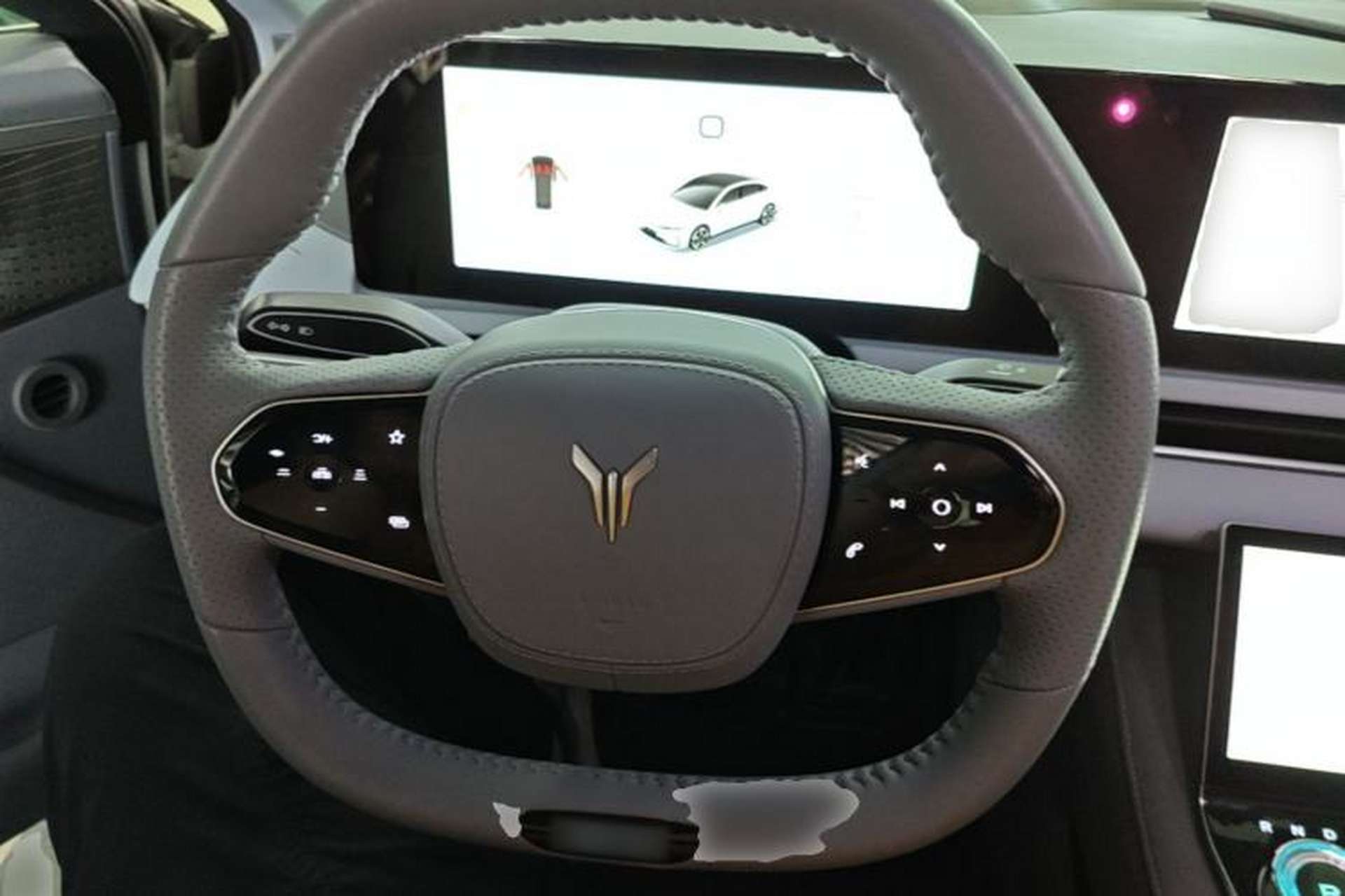Used VOYAH PASSION 2023 Four-Wheel Drive Standard Edition Steering Wheel