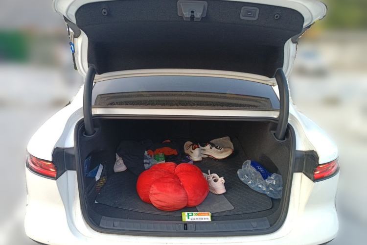 Used VOYAH PASSION 2023 Four-Wheel Drive Flagship Edition Trunk