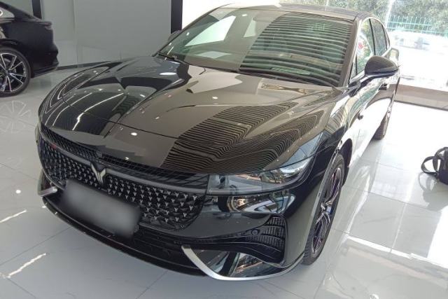 Used VOYAH PASSION 2024 PHEV Four-Wheel Drive Ultra-Long Range Flagship Model