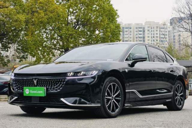 Used VOYAH PASSION 2024 PHEV Four-Wheel Drive Ultra-Long Range Executive Edition