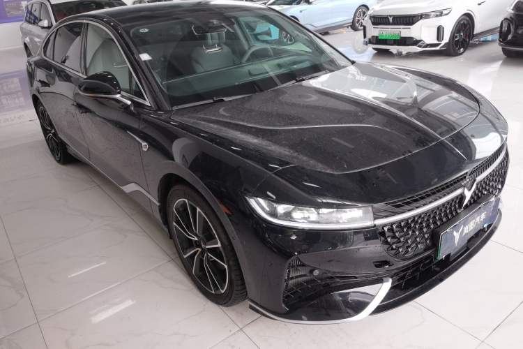 Used VOYAH PASSION 2024 PHEV Four-Wheel Drive Ultra-Long Range Flagship Model Exterior 2
