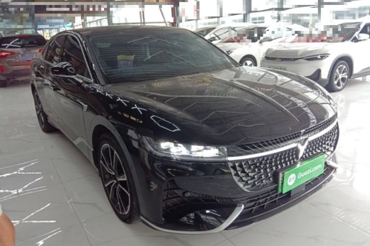 Used VOYAH PASSION 2024 PHEV Four-Wheel Drive Ultra-Long Range Flagship Model Front Right 45 Deg