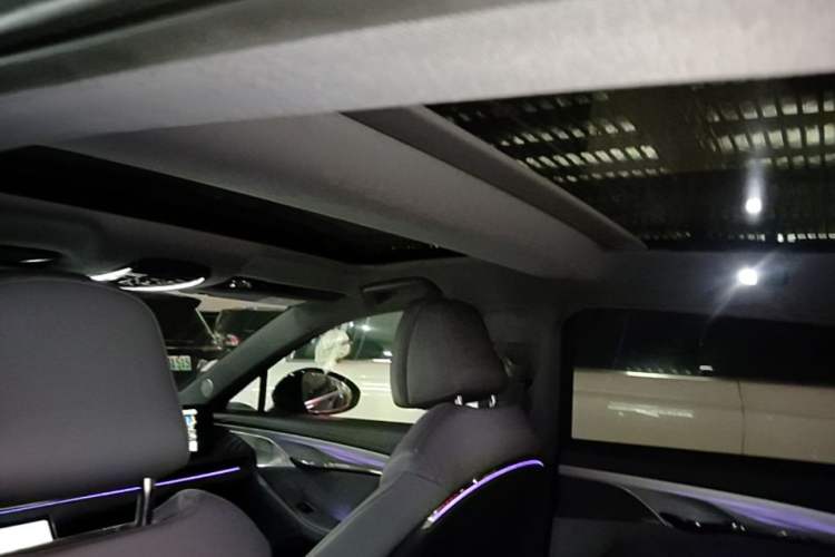 Used VOYAH PASSION 2024 PHEV Four-Wheel Drive Ultra-Long Range Flagship Model Headliner