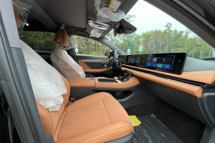 Used VOYAH PASSION 2024 PHEV Four-Wheel Drive Ultra-Long Range Flagship Model Interior 6