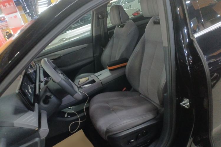 Used VOYAH PASSION 2024 PHEV Four-Wheel Drive Ultra-Long Range Flagship Model Left Front Seat
