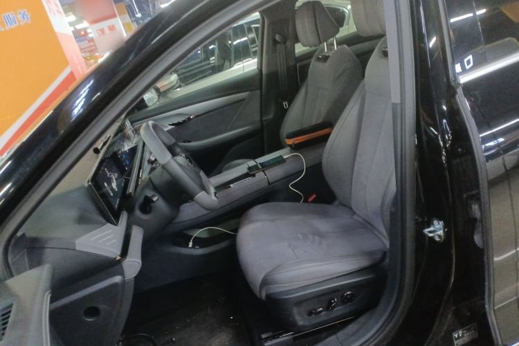 Used VOYAH PASSION 2024 PHEV Four-Wheel Drive Ultra-Long Range Flagship Model Left Front Seat