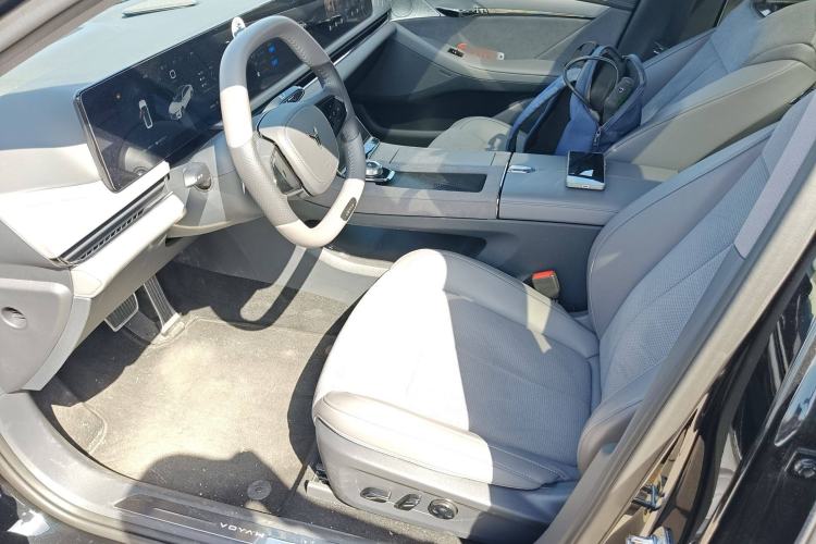 Used VOYAH PASSION 2024 PHEV Four-Wheel Drive Ultra-Long Range Flagship Model Left Front Seat