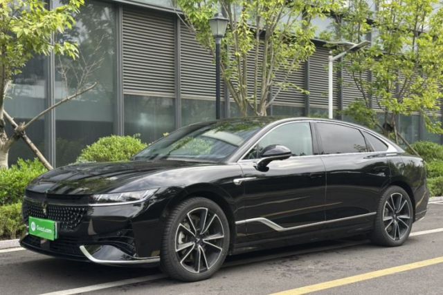 Used VOYAH PASSION 2024 PHEV Four-Wheel Drive Ultra-Long Range Flagship Model