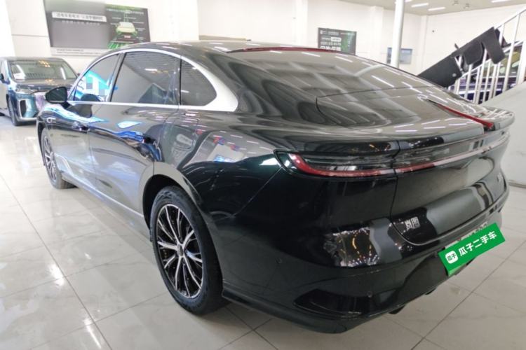 Used VOYAH PASSION 2024 PHEV Four-Wheel Drive Ultra-Long Range Executive Edition Rear Left 45 Deg