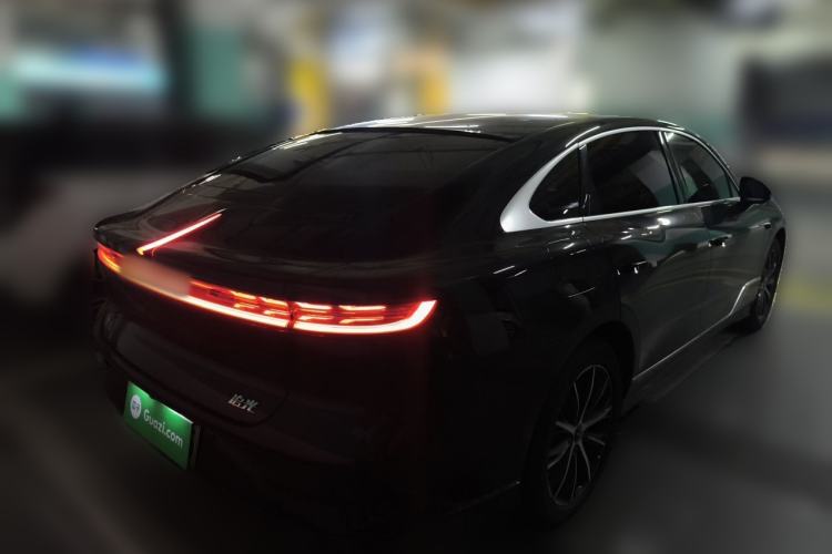 Used VOYAH PASSION 2024 PHEV Four-Wheel Drive Ultra-Long Range Executive Edition Rear Right 45 Deg