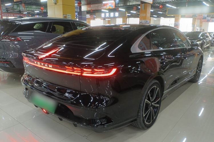 Used VOYAH PASSION 2024 PHEV Four-Wheel Drive Ultra-Long Range Flagship Model Rear Right 45 Deg