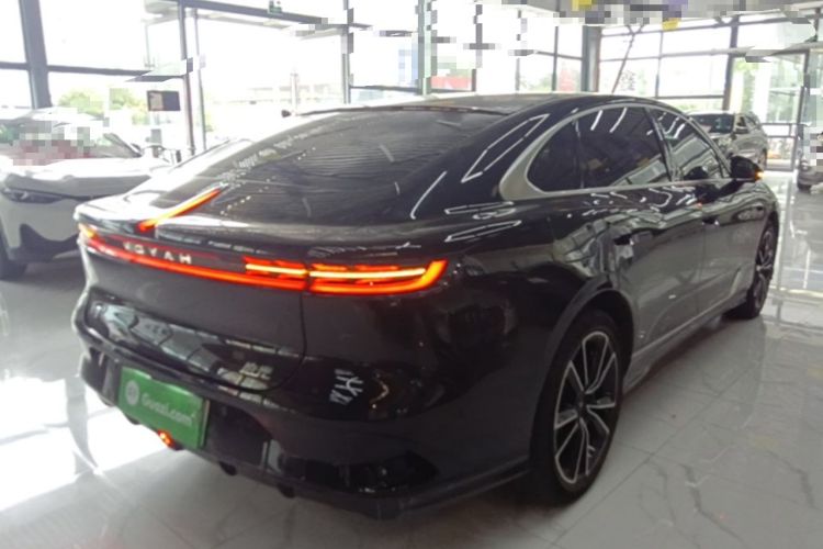 Used VOYAH PASSION 2024 PHEV Four-Wheel Drive Ultra-Long Range Flagship Model Rear Right 45 Deg
