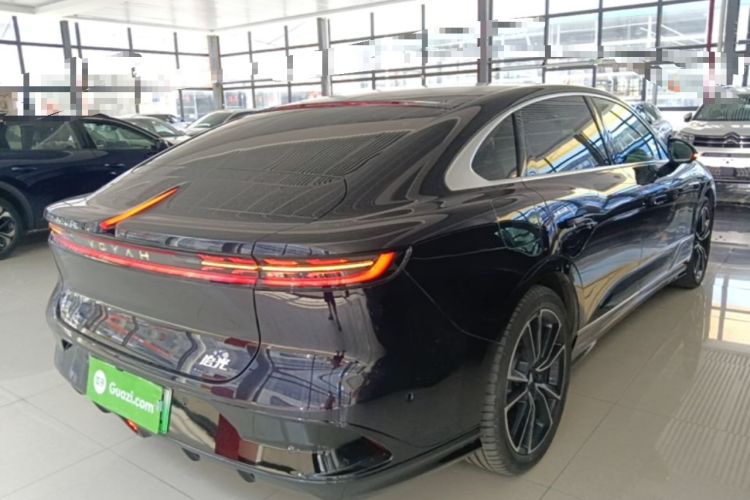 Used VOYAH PASSION 2024 PHEV Four-Wheel Drive Ultra-Long Range Flagship Model Rear Right 45 Deg