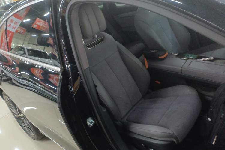 Used VOYAH PASSION 2024 PHEV Four-Wheel Drive Ultra-Long Range Flagship Model Right Front Seat