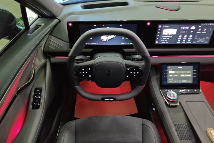 Used VOYAH PASSION 2024 PHEV Four-Wheel Drive Ultra-Long Range Executive Edition Steering Wheel