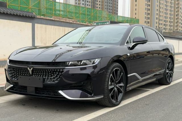 Used VOYAH PASSION 2024 PHEV Four-Wheel Drive Ultra-Long Range Flagship Model