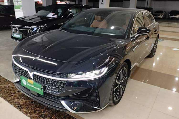 Ojetý VOYAH Light 2024 PHEV Four-Wheel Drive Ultra-Long Range Flagship Model Guazi used car, China used car export, Used car for sale, Used  cars, Cheapest cars for sale
