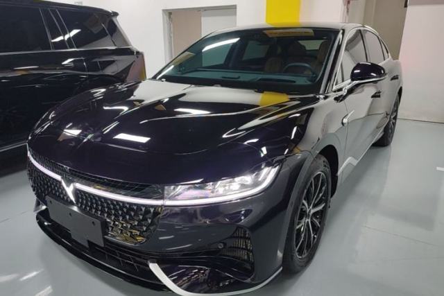 Used VOYAH PASSION 2024 PHEV Four-Wheel Drive Ultra-Long Range Executive Edition