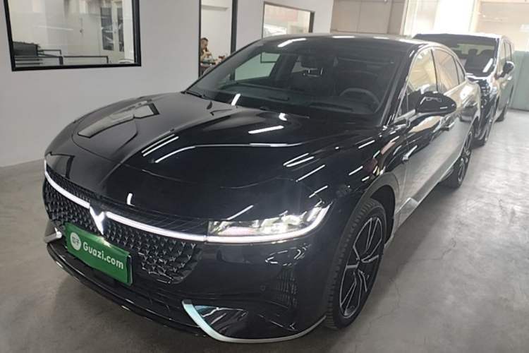 Ojetý VOYAH Light 2024 PHEV Four-Wheel Drive Ultra-Long Range Flagship Model Guazi used car, China used car export, Used car for sale, Used  cars, Cheapest cars for sale