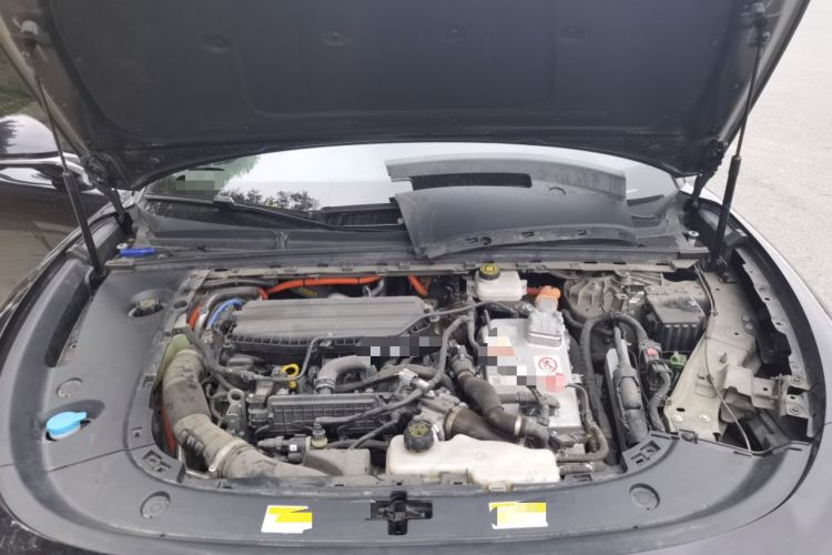 Used VOYAH PASSION 2024 PHEV Four-Wheel Drive Ultra-Long Range Flagship Model Engine Bay