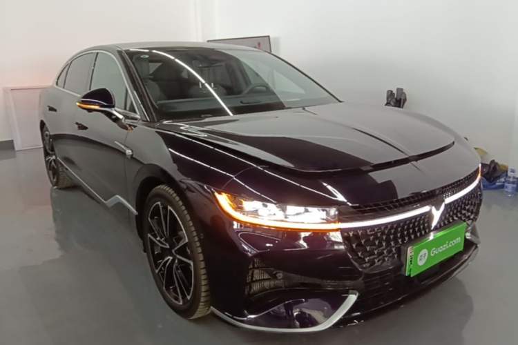 Used VOYAH PASSION 2024 PHEV Four-Wheel Drive Ultra-Long Range Flagship Model Exterior 1