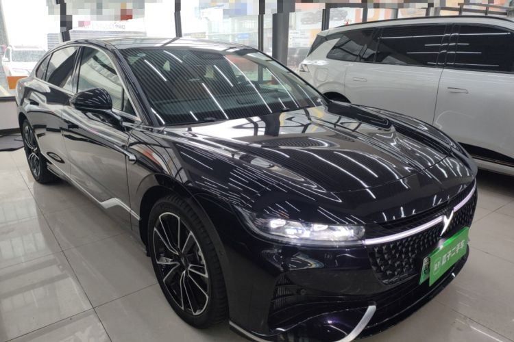 Used VOYAH PASSION 2024 PHEV Four-Wheel Drive Ultra-Long Range Flagship Model Exterior 1