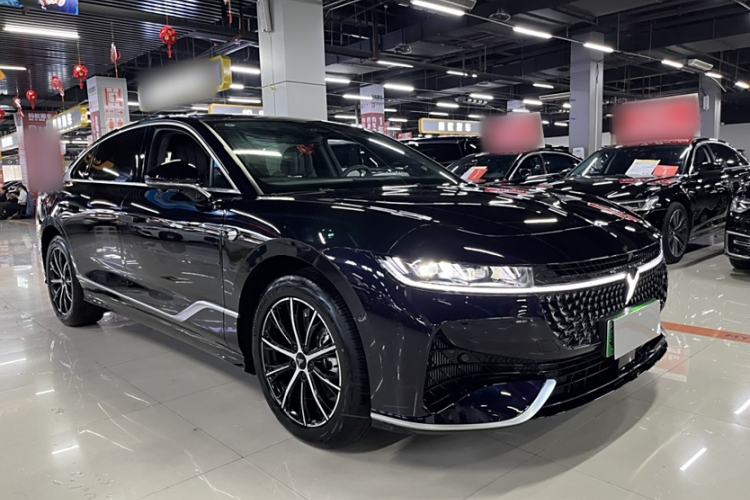 Used VOYAH PASSION 2024 PHEV Four-Wheel Drive Ultra-Long Range Executive Edition Exterior 2