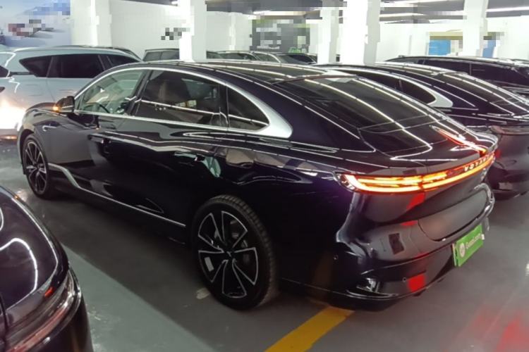 Used VOYAH PASSION 2024 PHEV Four-Wheel Drive Ultra-Long Range Flagship Model Exterior 2