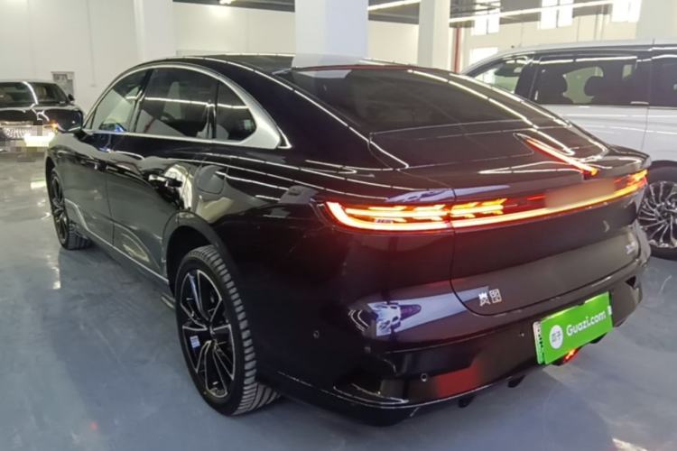 Used VOYAH PASSION 2024 PHEV Four-Wheel Drive Ultra-Long Range Flagship Model Exterior 2