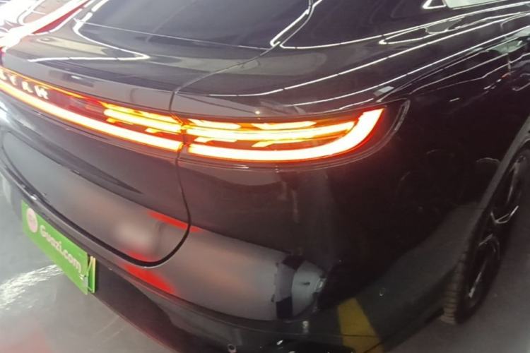 Used VOYAH PASSION 2024 PHEV Four-Wheel Drive Ultra-Long Range Flagship Model Exterior 3
