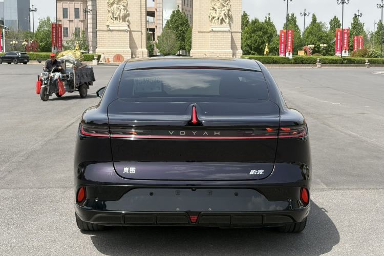 Used VOYAH PASSION 2024 PHEV Four-Wheel Drive Ultra-Long Range Flagship Model Exterior 4