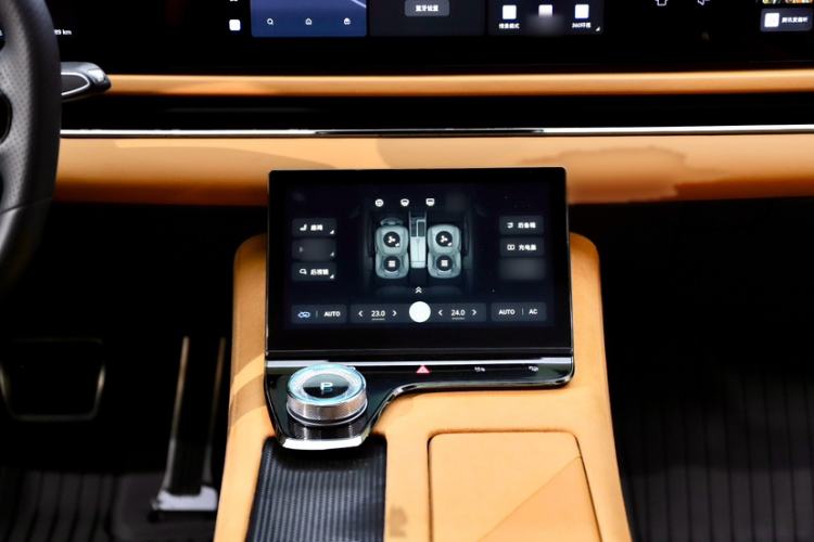 Used VOYAH PASSION 2024 PHEV Four-Wheel Drive Ultra-Long Range Executive Edition Gear Lever