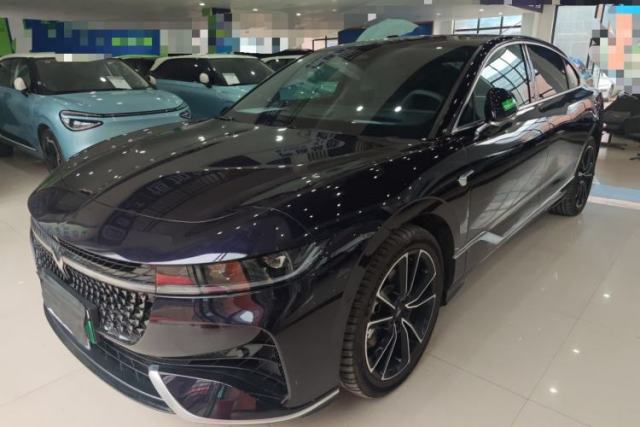 Used VOYAH PASSION 2024 PHEV Four-Wheel Drive Ultra-Long Range Flagship Model
