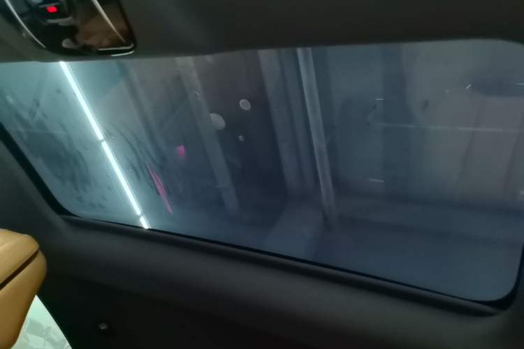Used VOYAH PASSION 2024 PHEV Four-Wheel Drive Ultra-Long Range Flagship Model Headliner