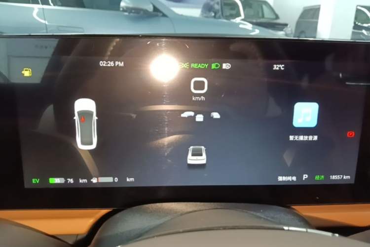 Used VOYAH PASSION 2024 PHEV Four-Wheel Drive Ultra-Long Range Flagship Model Instrument Cluster