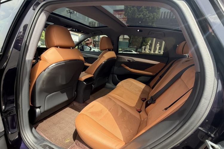Used VOYAH PASSION 2024 PHEV Four-Wheel Drive Ultra-Long Range Flagship Model Interior 2