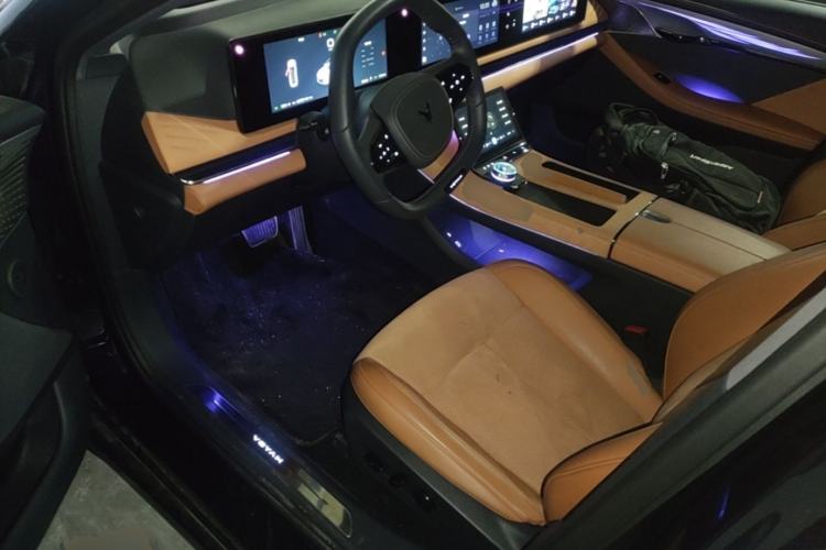 Used VOYAH PASSION 2024 PHEV Four-Wheel Drive Ultra-Long Range Flagship Model Left Front Seat