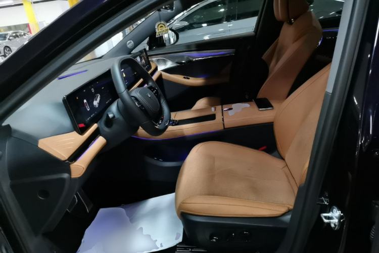 Used VOYAH PASSION 2024 PHEV Four-Wheel Drive Ultra-Long Range Flagship Model Left Front Seat
