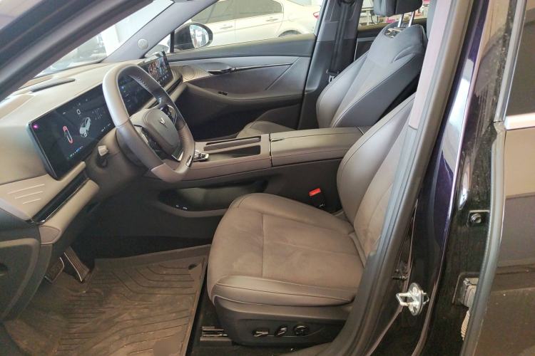 Used VOYAH PASSION 2024 PHEV Four-Wheel Drive Ultra-Long Range Flagship Model Left Front Seat