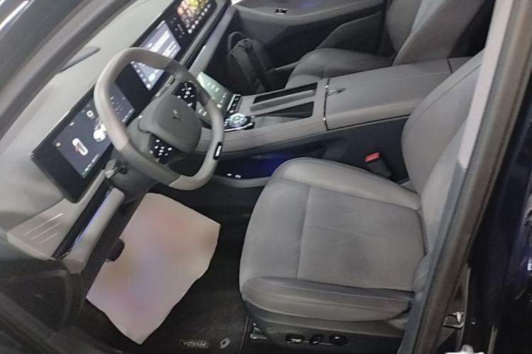 Used VOYAH PASSION 2024 PHEV Four-Wheel Drive Ultra-Long Range Flagship Model Left Front Seat