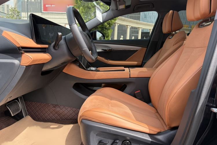 Used VOYAH PASSION 2024 PHEV Four-Wheel Drive Ultra-Long Range Flagship Model Left Front Seat